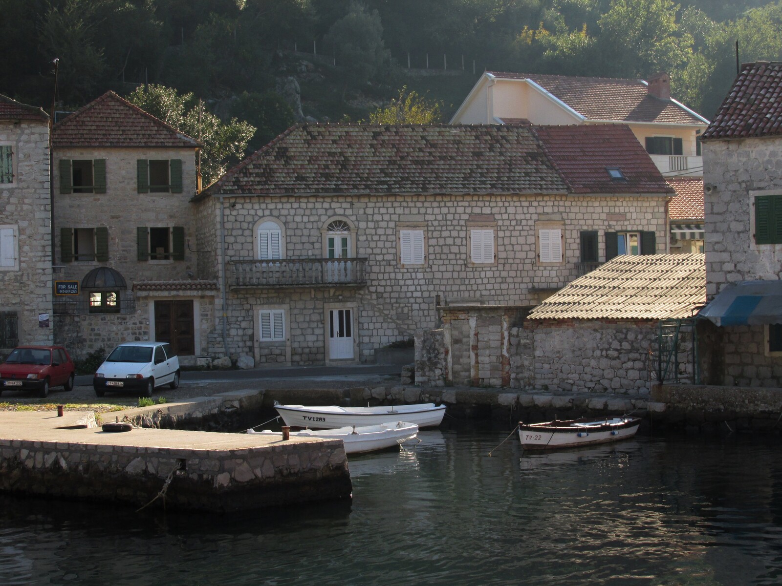         Lepetane
