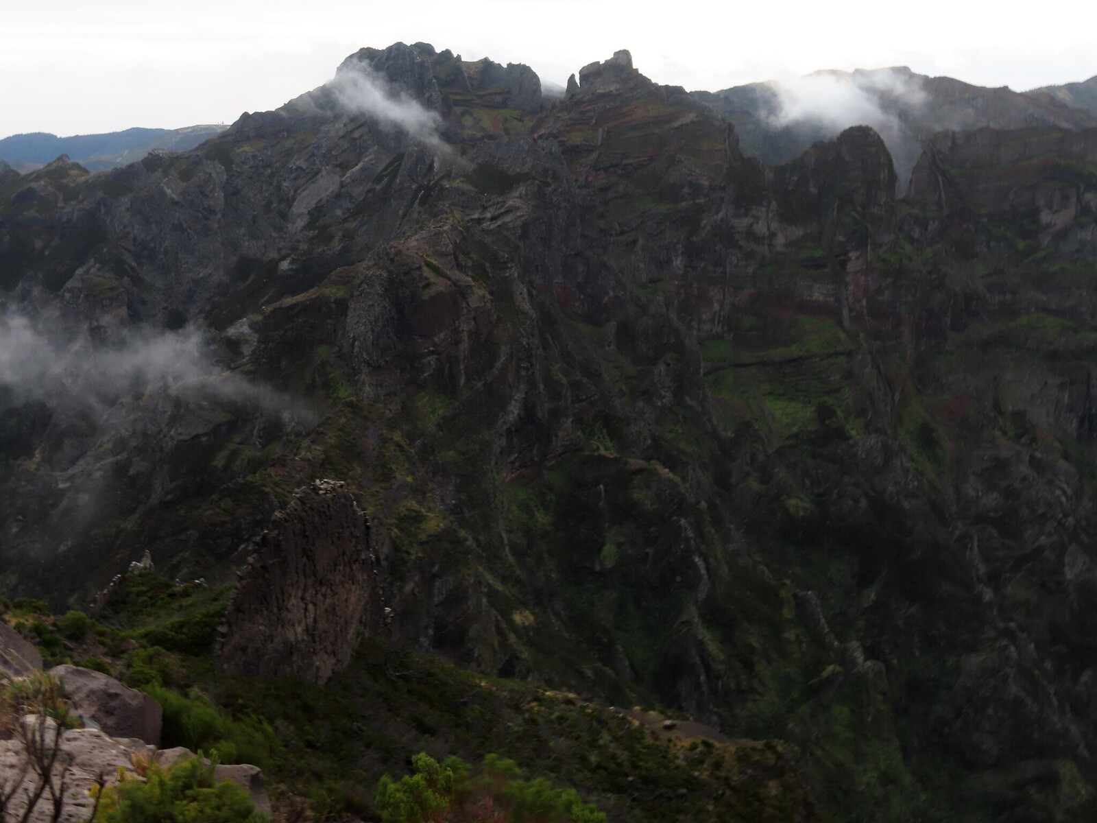   Pico Ruivo  ,   Pico reeiro