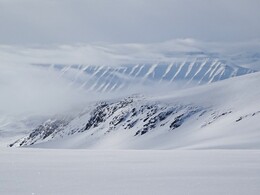   Trikolorfjellet   -