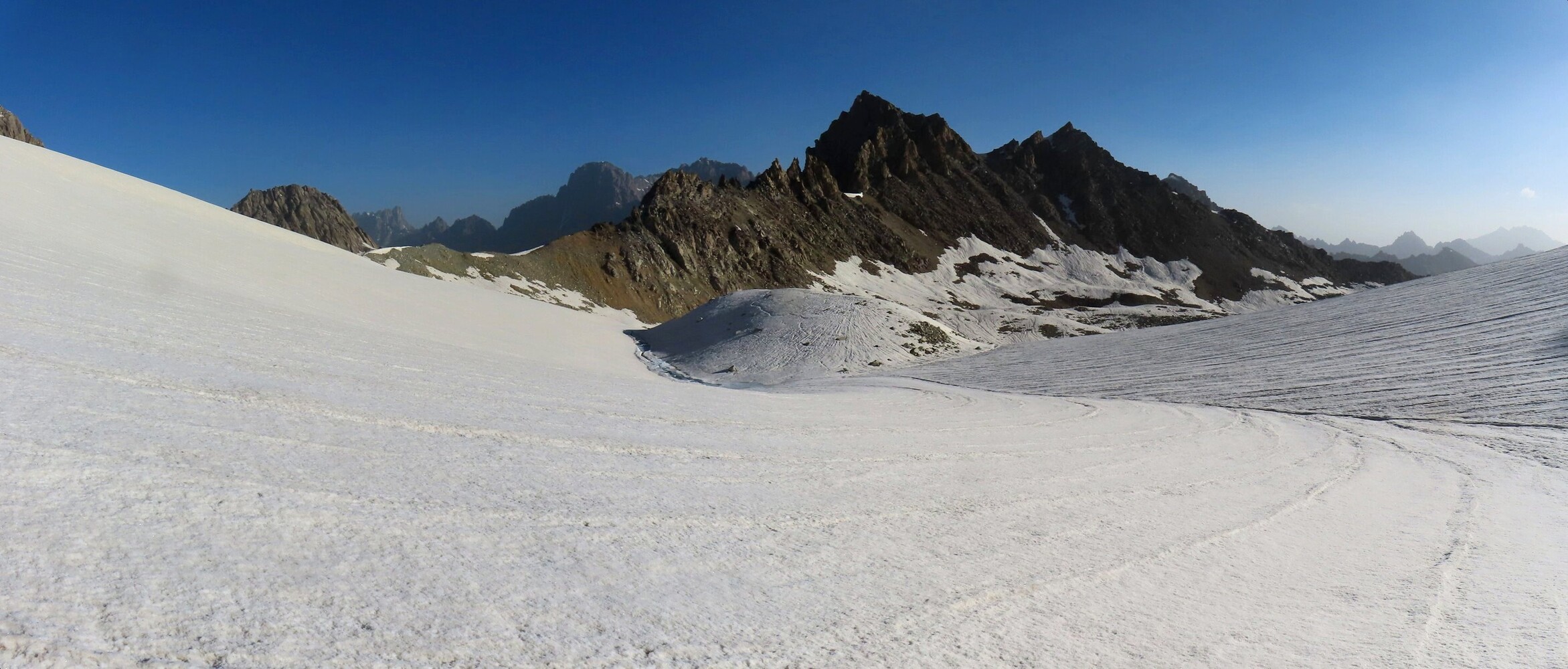      view from the pass to the north