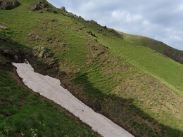      one of the snow patches on the trail