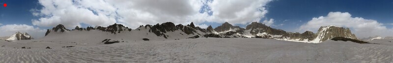         circular panorama from the ice plateau