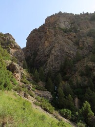      Canyon bypass on the right bank