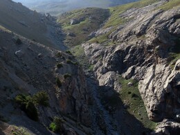  ,      view back, the gulley and the shelf behind it