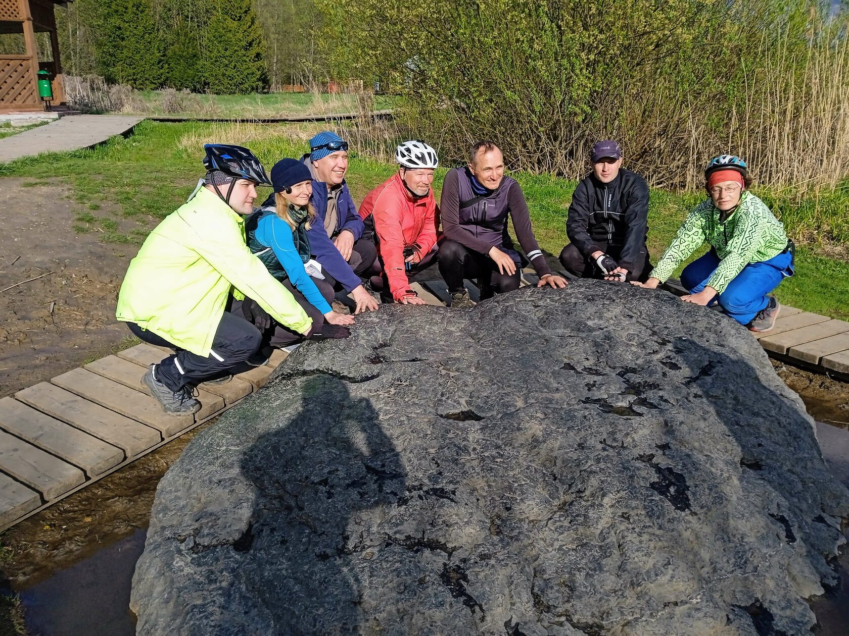 ����-������